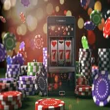 Online Casino Table Games Baccarat Poker ကစားနေသောပုံ