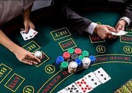 ak99 case တွင် Online Casino နှင့် Sportsbook ကစားနေသော မြင်ကွင်း